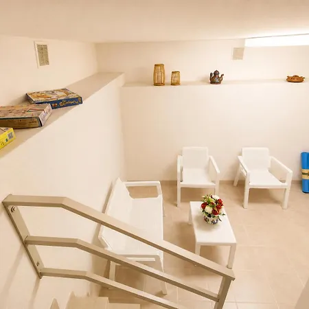 The Theathre Apartment *